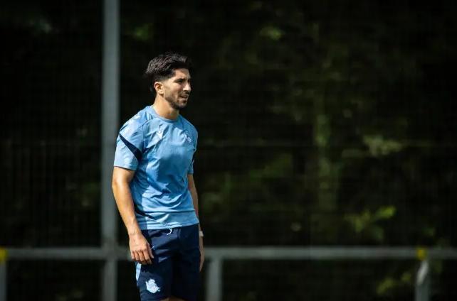 开云体育-索莱尔：我仍处于巅峰期，已经准备好在皇社和西甲大放异彩